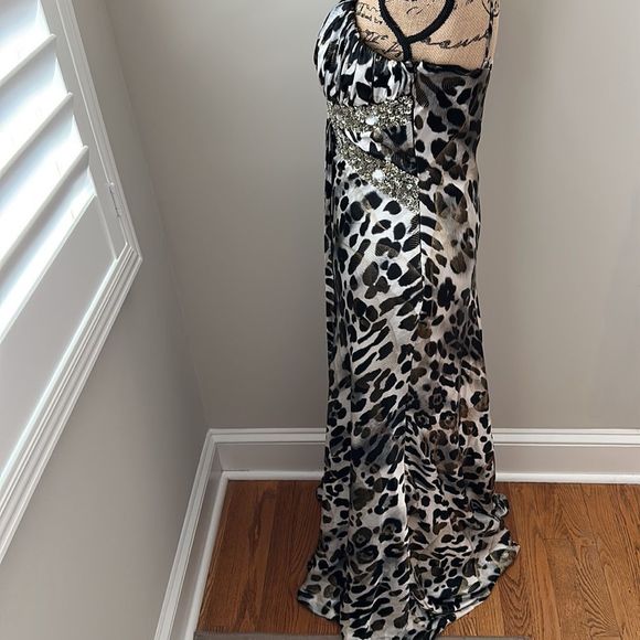 Beautiful Prom/Evening Dress🔥🔥  - Picture 6 of 14